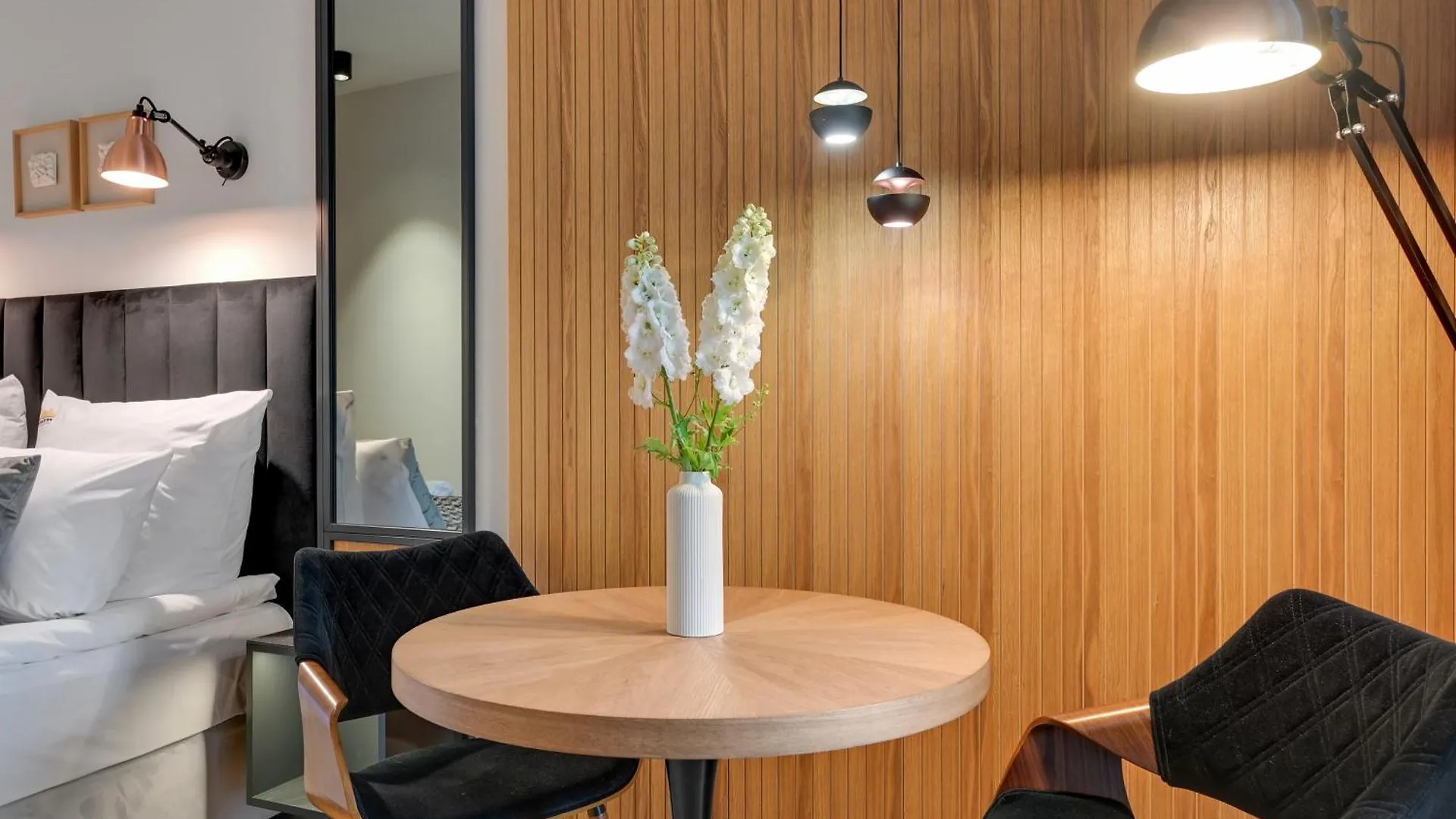Granaria Deluxe & Riverside By Downtown Apartments グダニスク