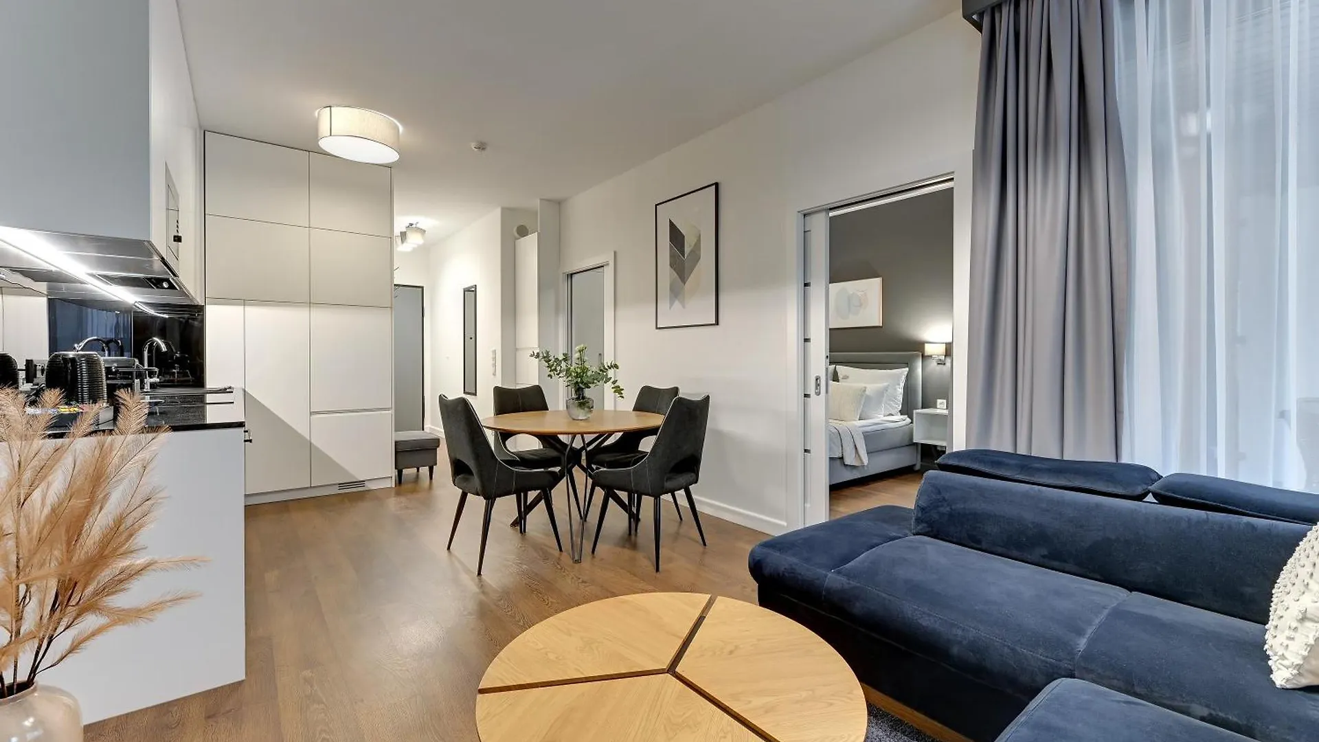 Granaria Deluxe & Riverside By Downtown Apartments Gdansk Poland