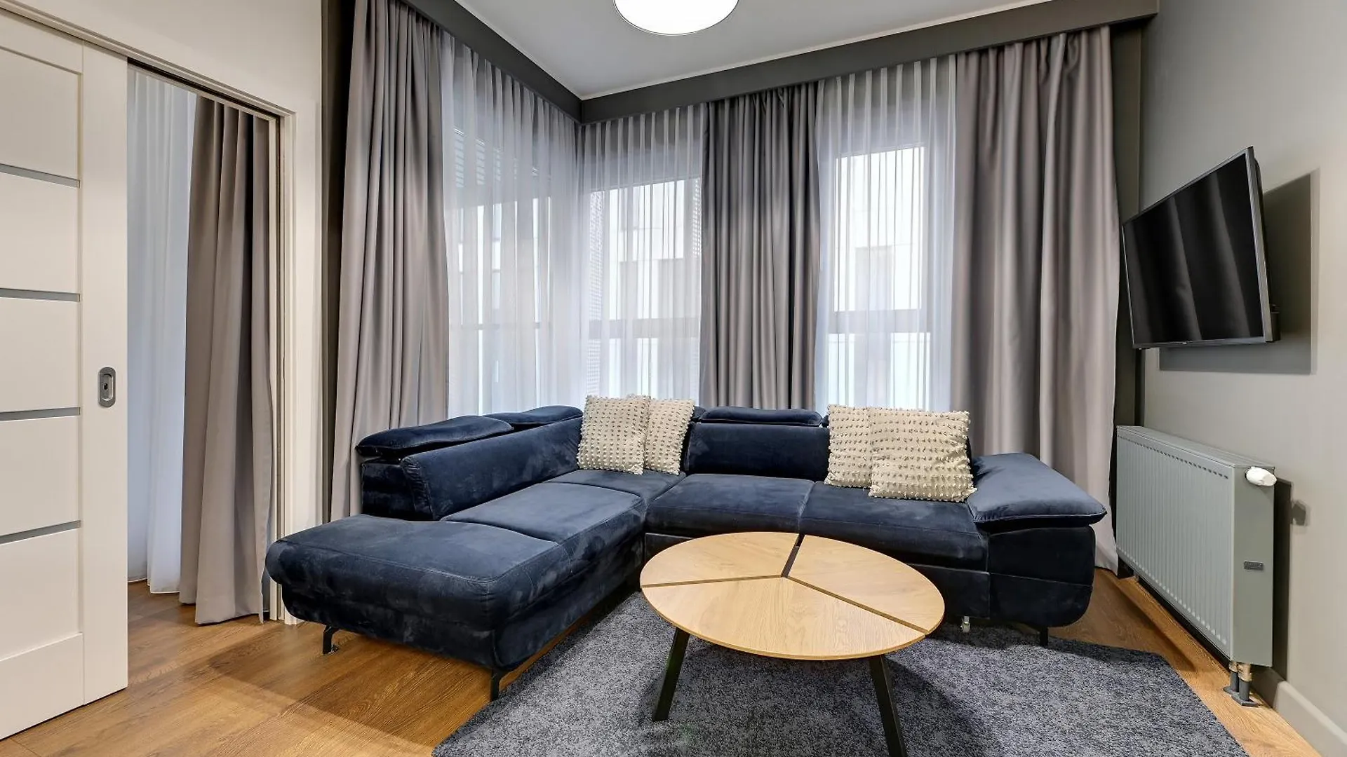 Granaria Deluxe & Riverside By Downtown Apartments Gdansk 0*,  Poland