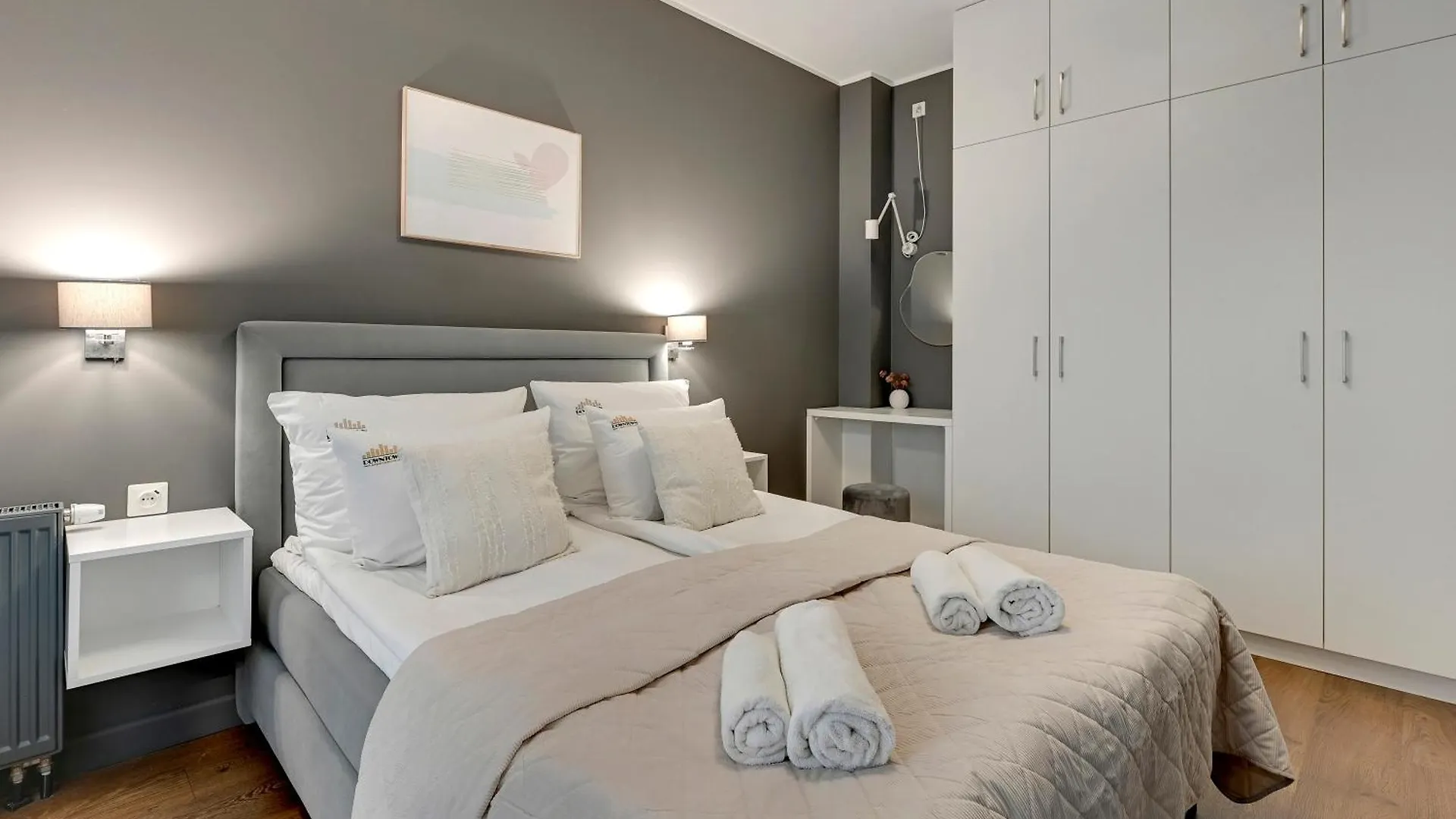 Granaria Deluxe & Riverside By Downtown Apartments Gdansk Poland